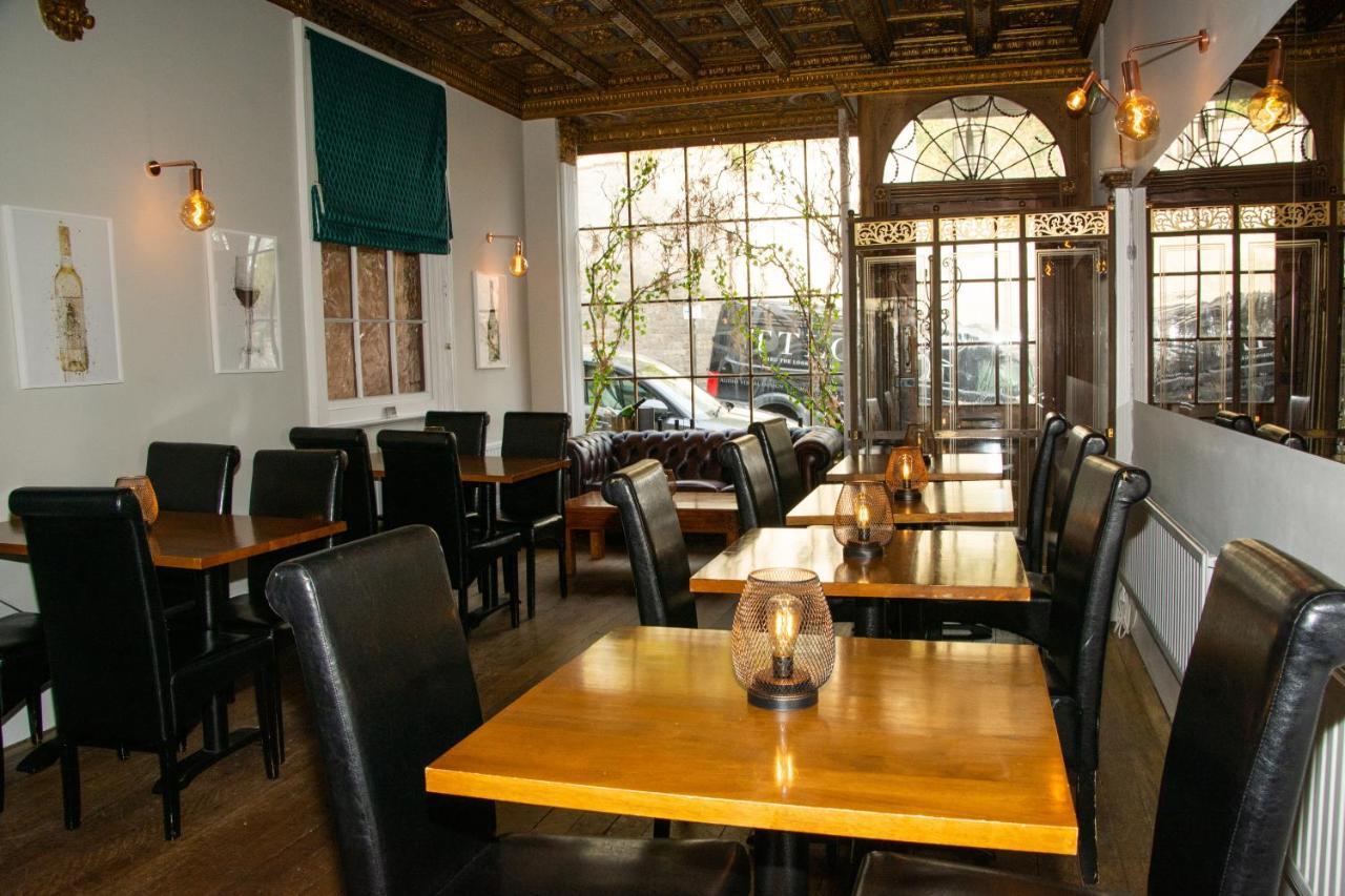 The Town House Ξενοδοχείο Αρουντέλ Εξωτερικό φωτογραφία